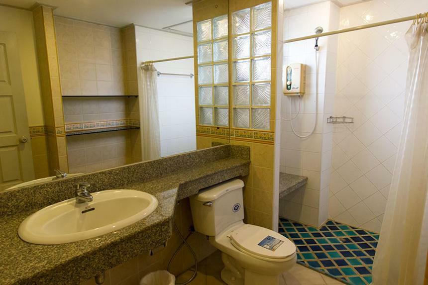 The Club Residence Камала Бийч Екстериор снимка
